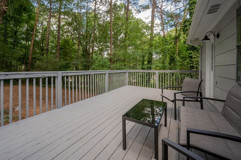 Furnished Finder property 400250_1 photo 18
