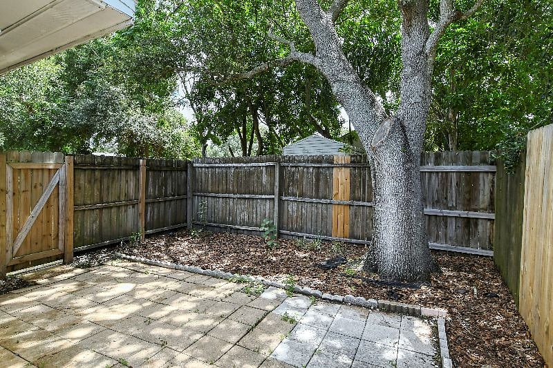 Furnished Finder property 400275_1 photo 15