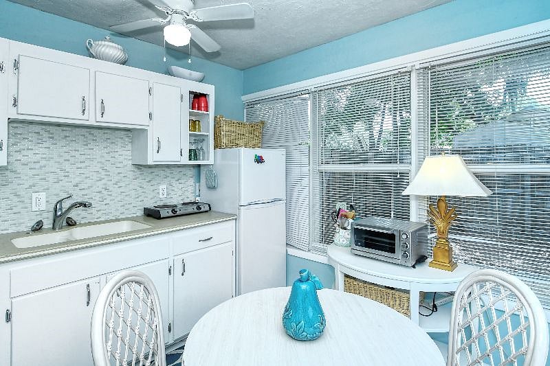 Furnished Finder property 400275_1 photo 9