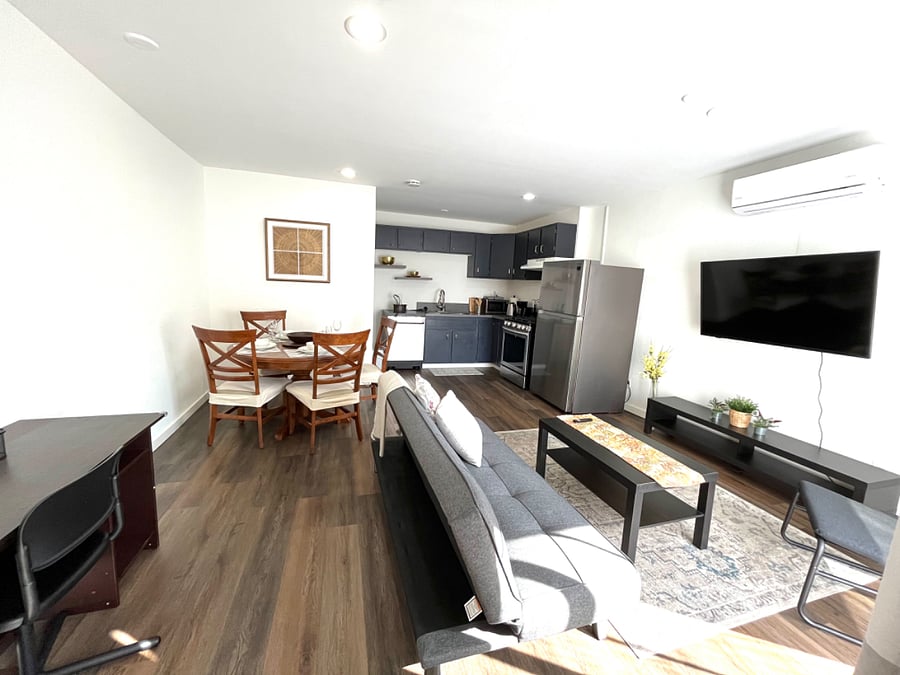 Furnished Finder property 400317_1 photo 14