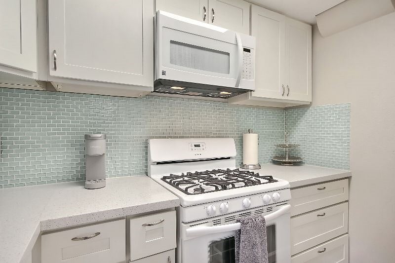 Furnished Finder property 400322_1 photo 9