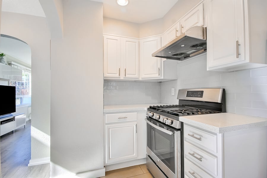 Furnished Finder property 400322_2 photo 6