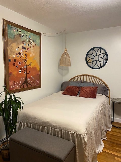 Second bedroom with Full sized bed