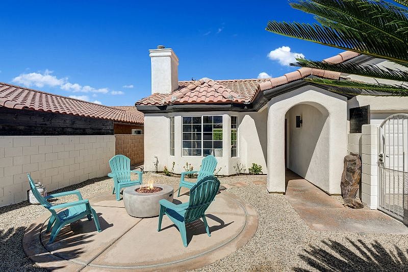 Furnished Finder property 400381_1 photo 18
