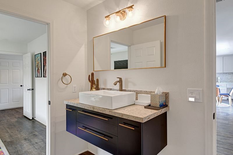 Furnished Finder property 400381_1 photo 16