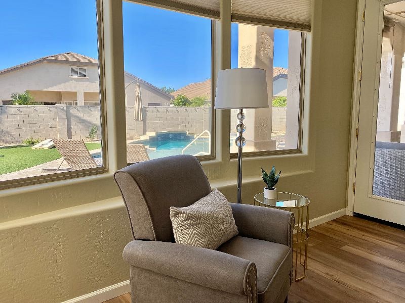 Furnished Finder property 400447_1 photo 24