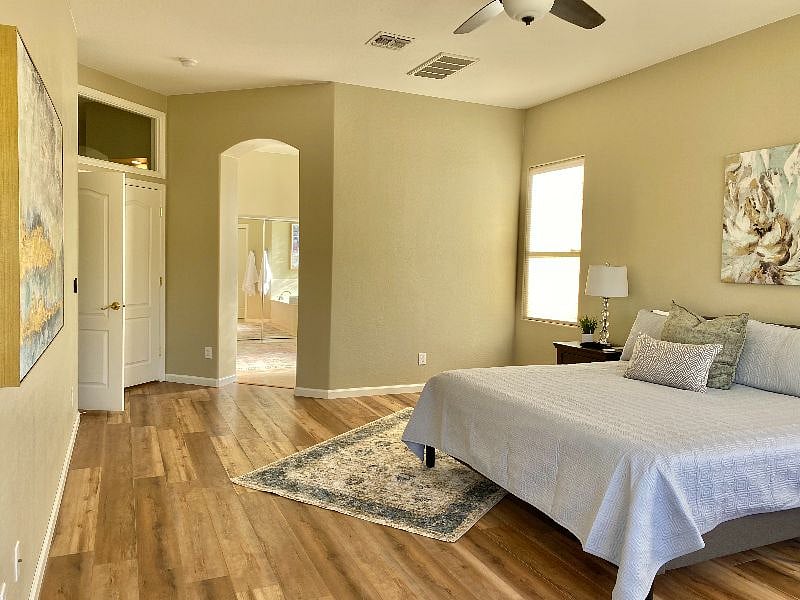 Furnished Finder property 400447_1 photo 25