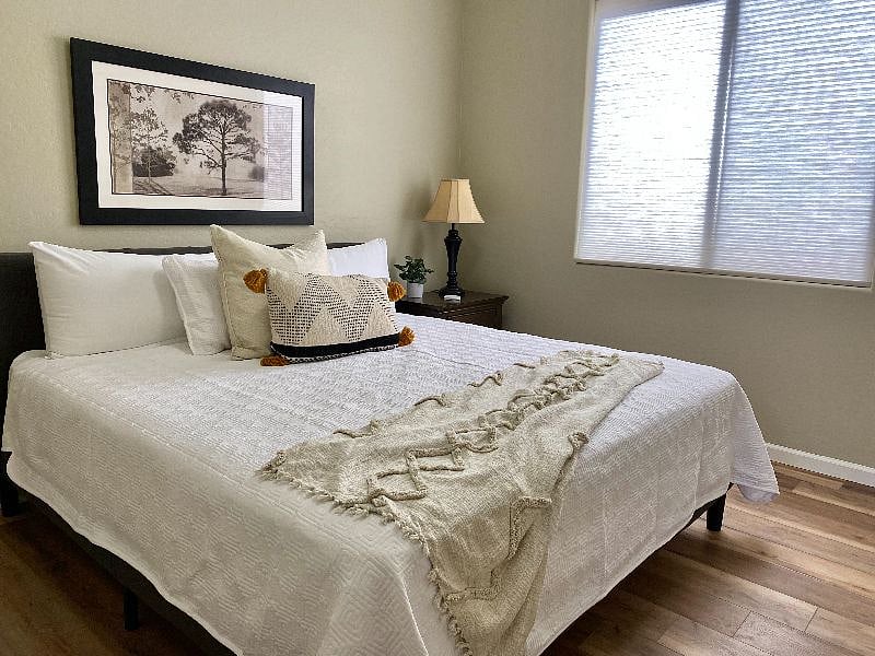 Furnished Finder property 400447_1 photo 32