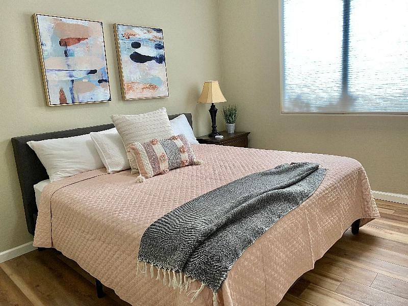 Furnished Finder property 400447_1 photo 33
