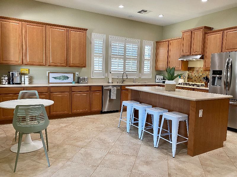 Furnished Finder property 400447_1 photo 14