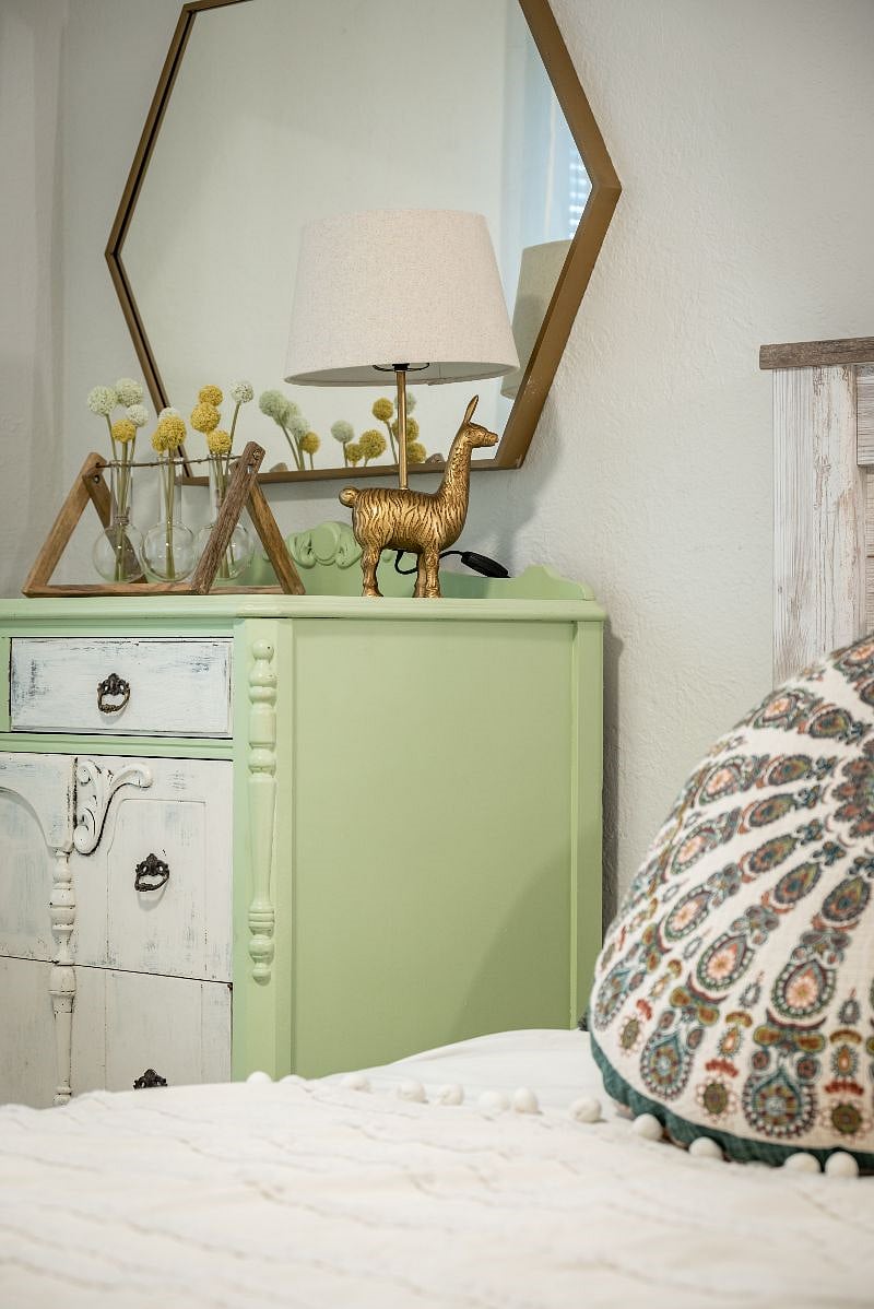 Brand New Remodel- All New Furniture & Bedding