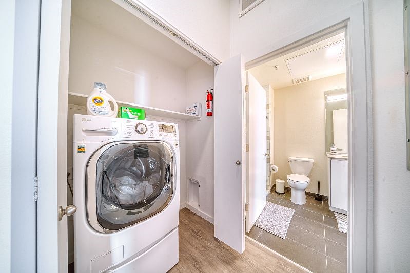 Combo washer/dryer in unit