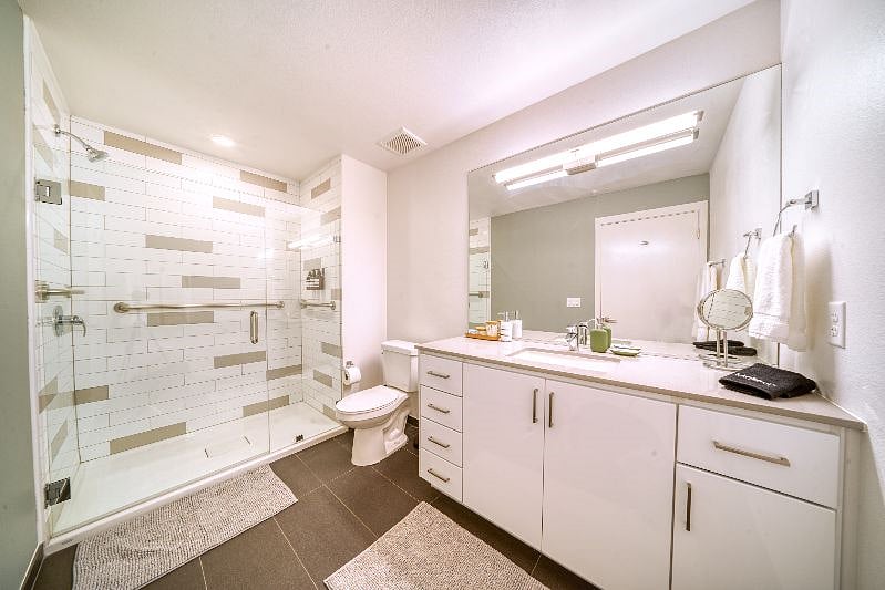 Master bath - towels, shampoo, conditioner, body wash, hand soap, and lotion all provided
