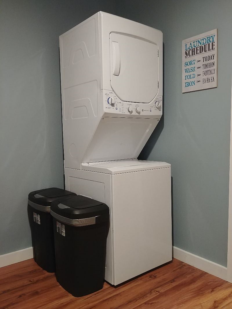 Furnished Finder property 400516_1 photo 15