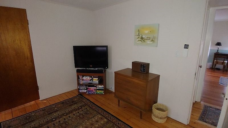 Furnished Finder property 400519_1 photo 13