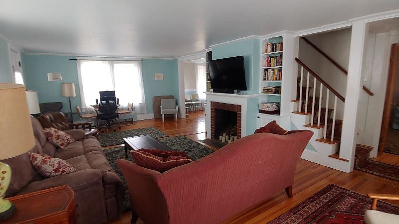 Furnished Finder property 400519_1 photo 11