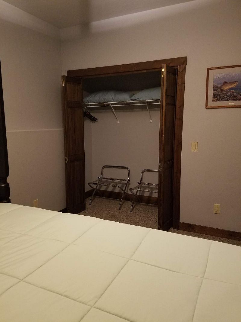 Furnished Finder property 400526_1 photo 22