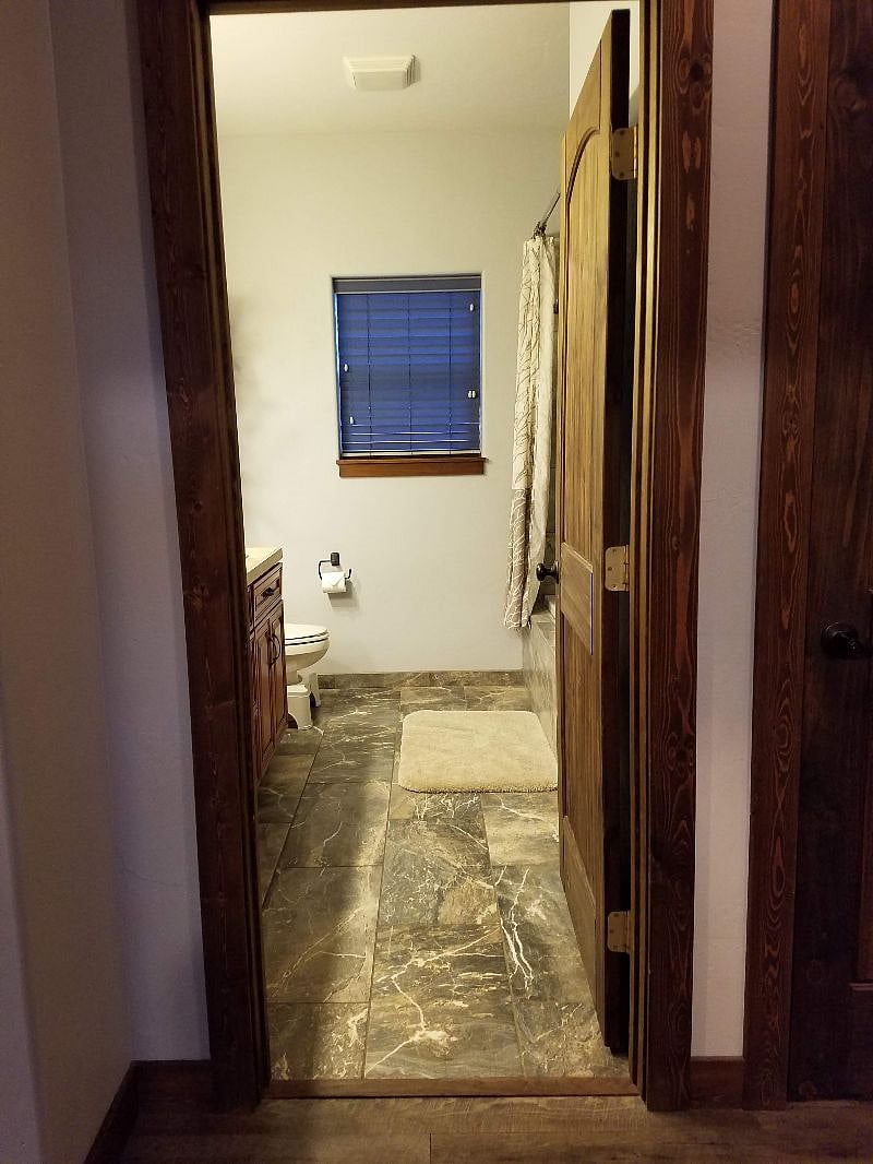 Furnished Finder property 400526_1 photo 13