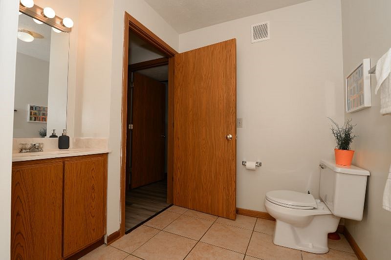 Furnished Finder property 400534_1 photo 21