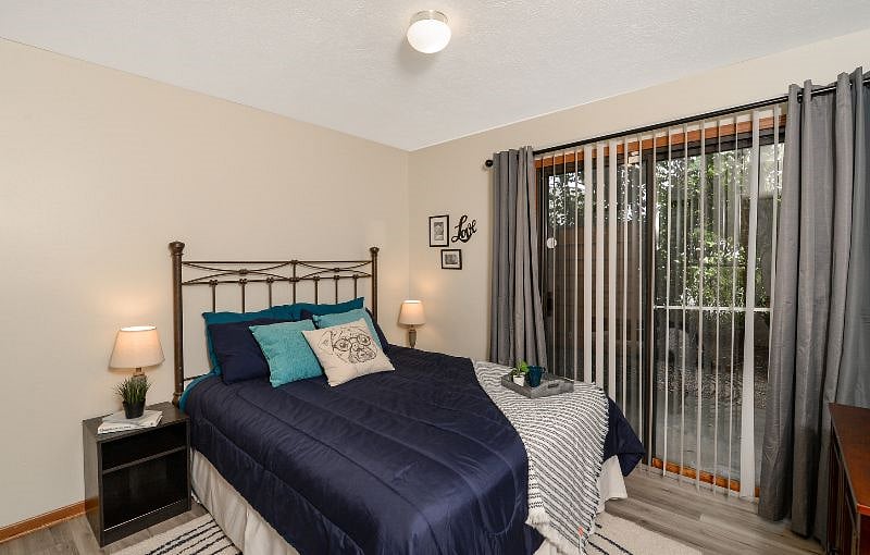 Furnished Finder property 400534_1 photo 13