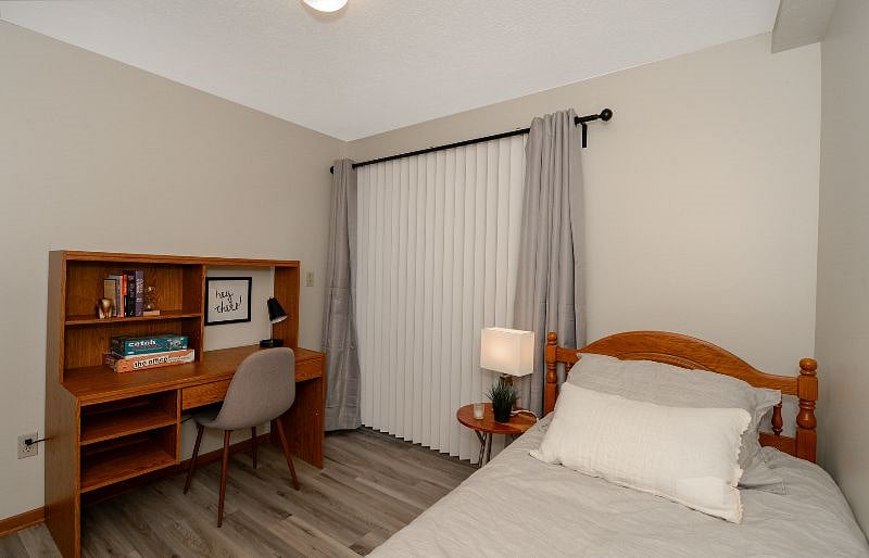 Furnished Finder property 400534_1 photo 17