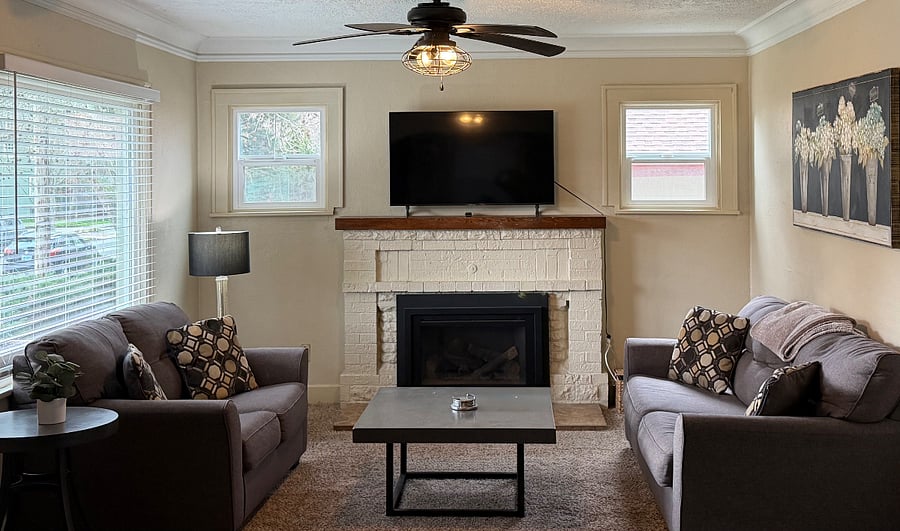Furnished Finder property 400537_1 photo 10