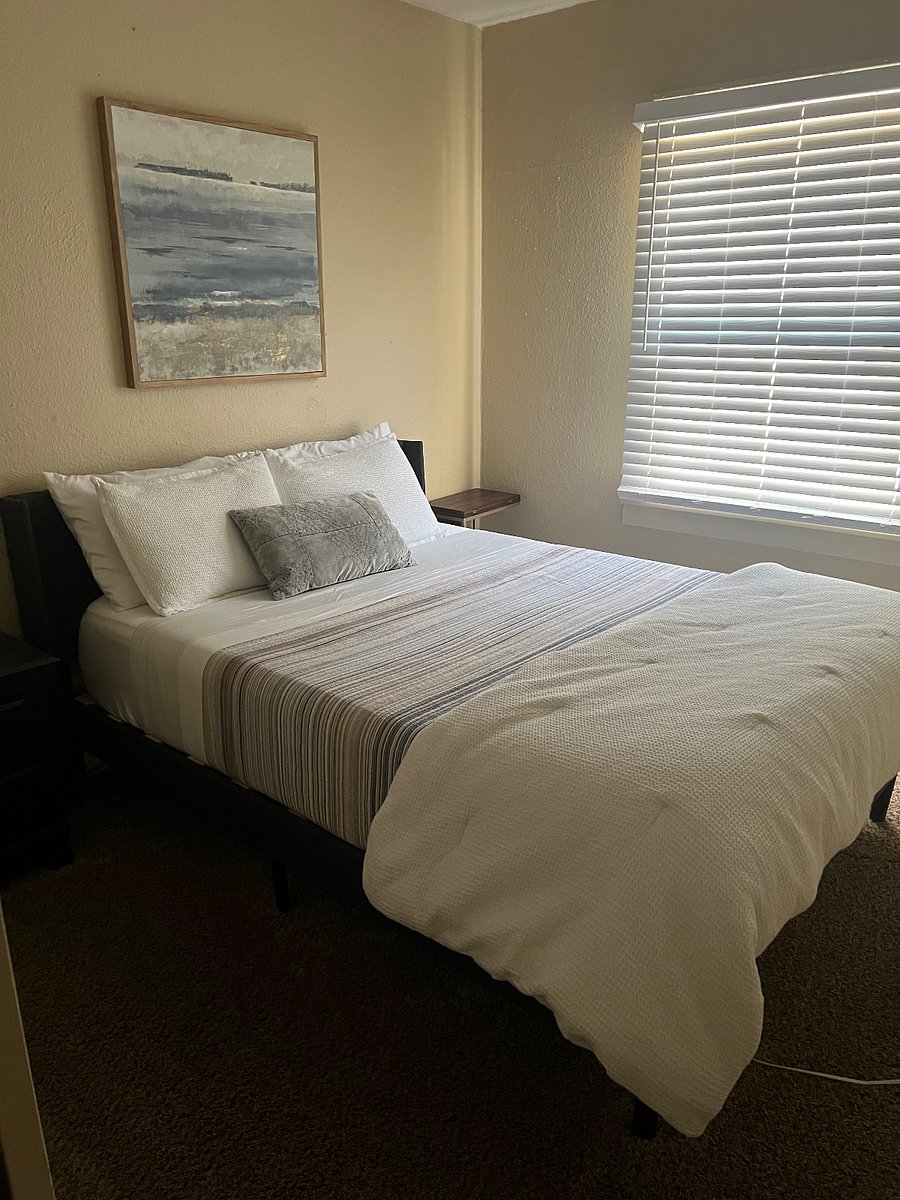 Furnished Finder property 400537_1 photo 15