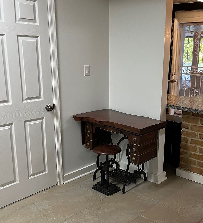 Furnished Finder property 400546_1 photo 14