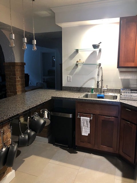 Furnished Finder property 400546_3 photo 3
