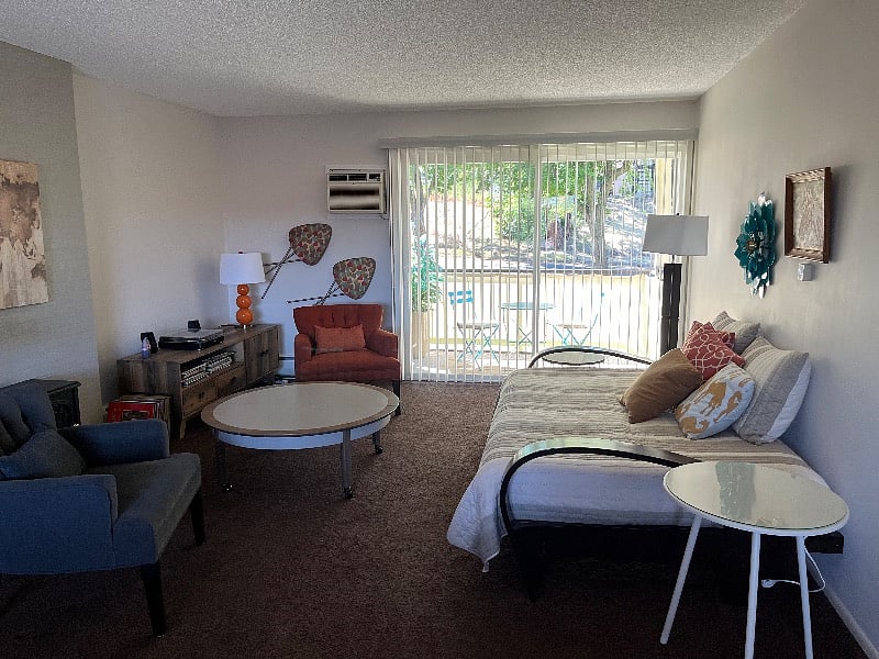 Furnished Finder property 400567_1 photo 4