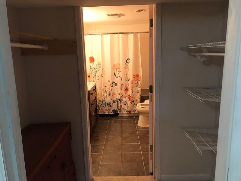Furnished Finder property 400568_1 photo 3