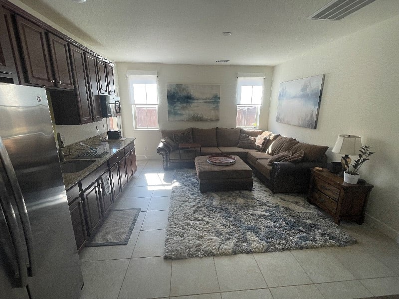 Furnished Finder property 400573_1 photo 4