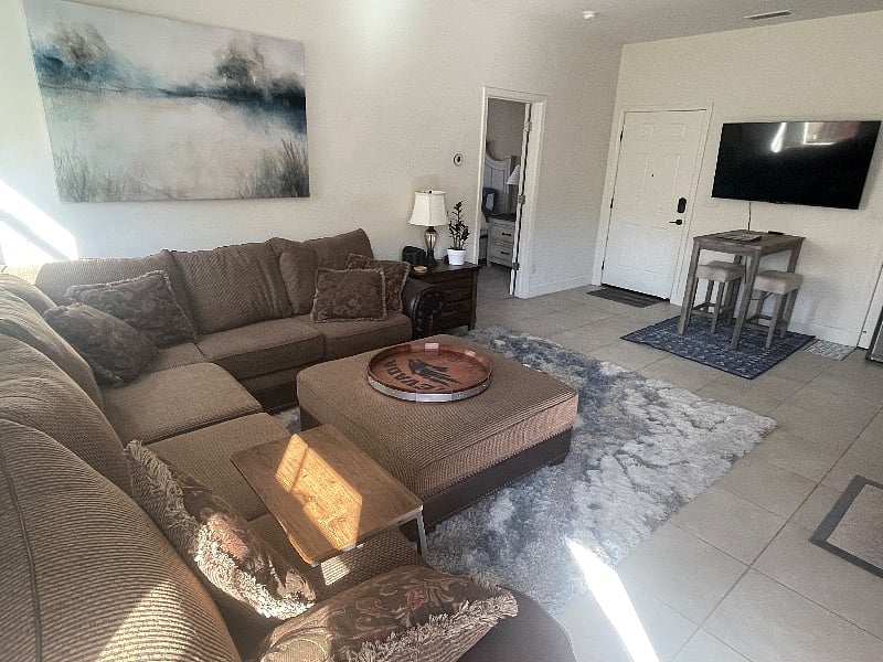 Furnished Finder property 400573_1 photo 5