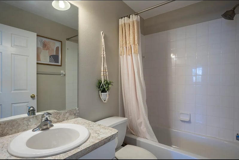 Furnished Finder property 400580_1 photo 23