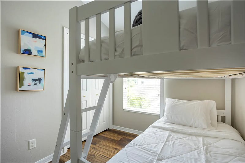 Furnished Finder property 400580_1 photo 39