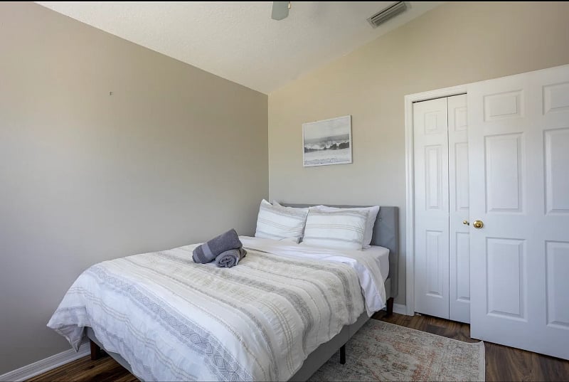 Furnished Finder property 400580_1 photo 42