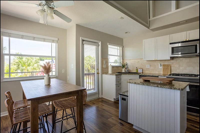 Furnished Finder property 400580_1 photo 13