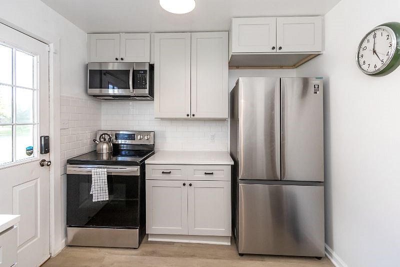 Kitchen - new SS appliances