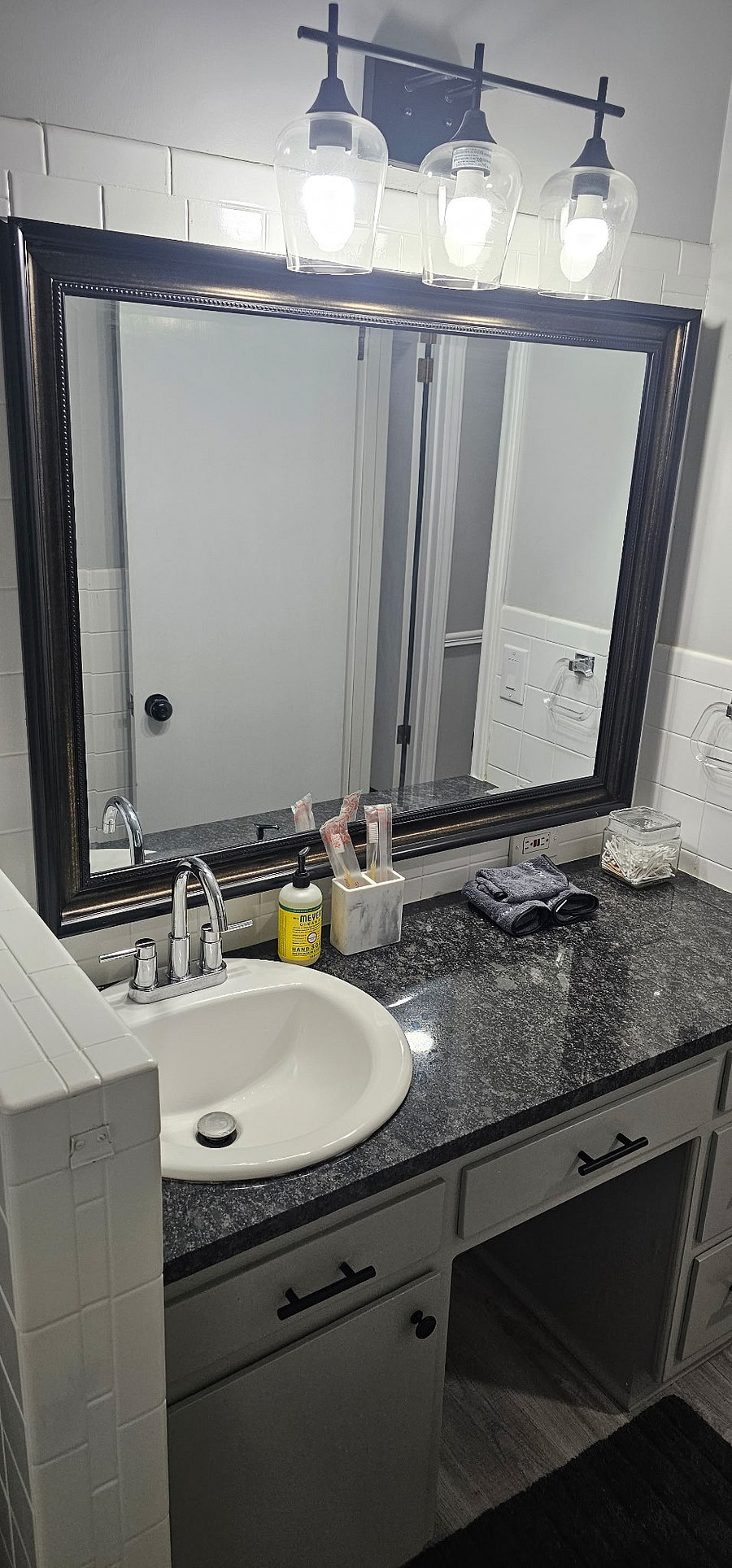 Furnished Finder property 400624_1 photo 29