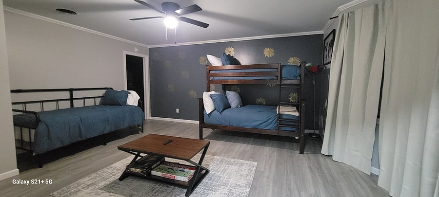 Furnished Finder property 400624_1 photo 10