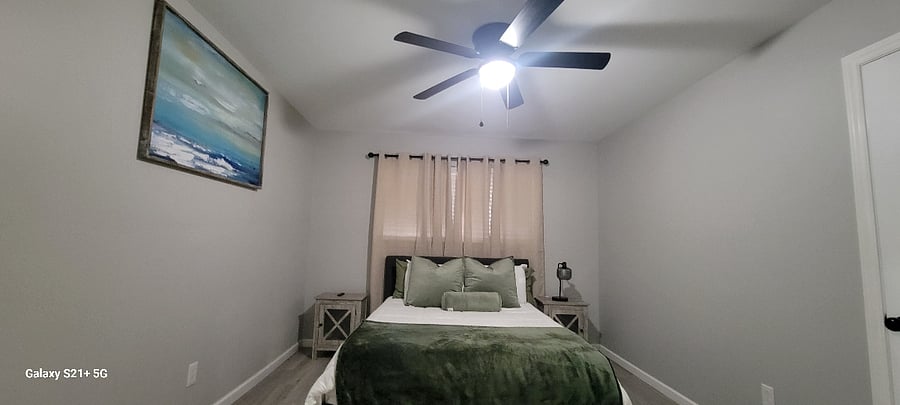 Furnished Finder property 400624_1 photo 12