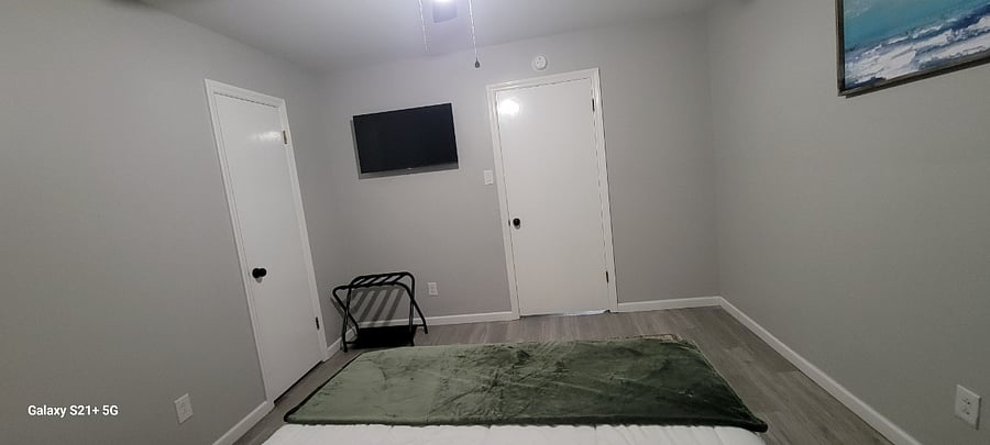 Furnished Finder property 400624_1 photo 13