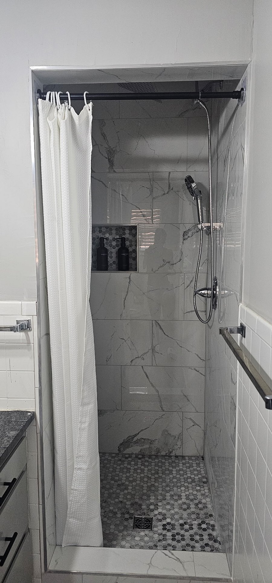 Furnished Finder property 400624_1 photo 25