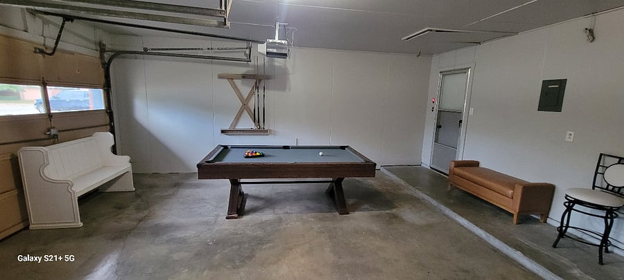 Furnished Finder property 400624_1 photo 31