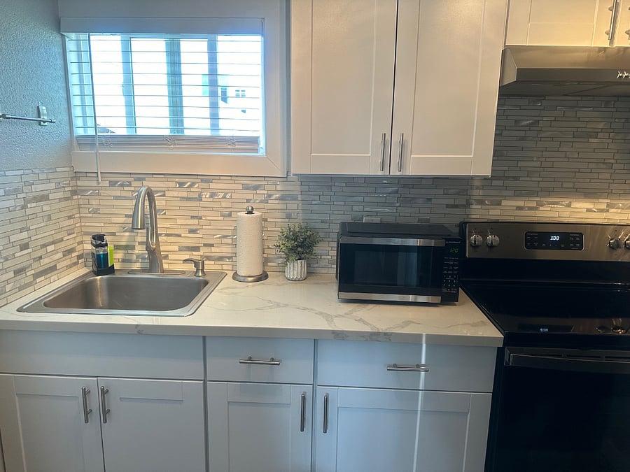 Furnished Finder property 400625_2 photo 3