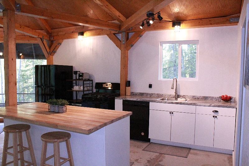 Furnished Finder property 400636_1 photo 6