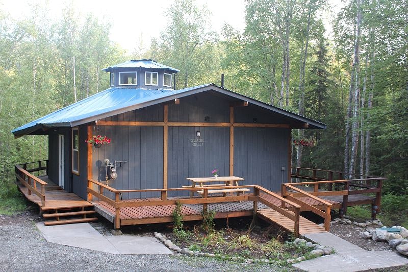 Furnished Finder property 400636_1 photo 1