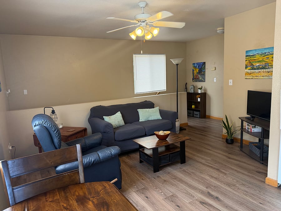 Furnished Finder property 400669_1 photo 6