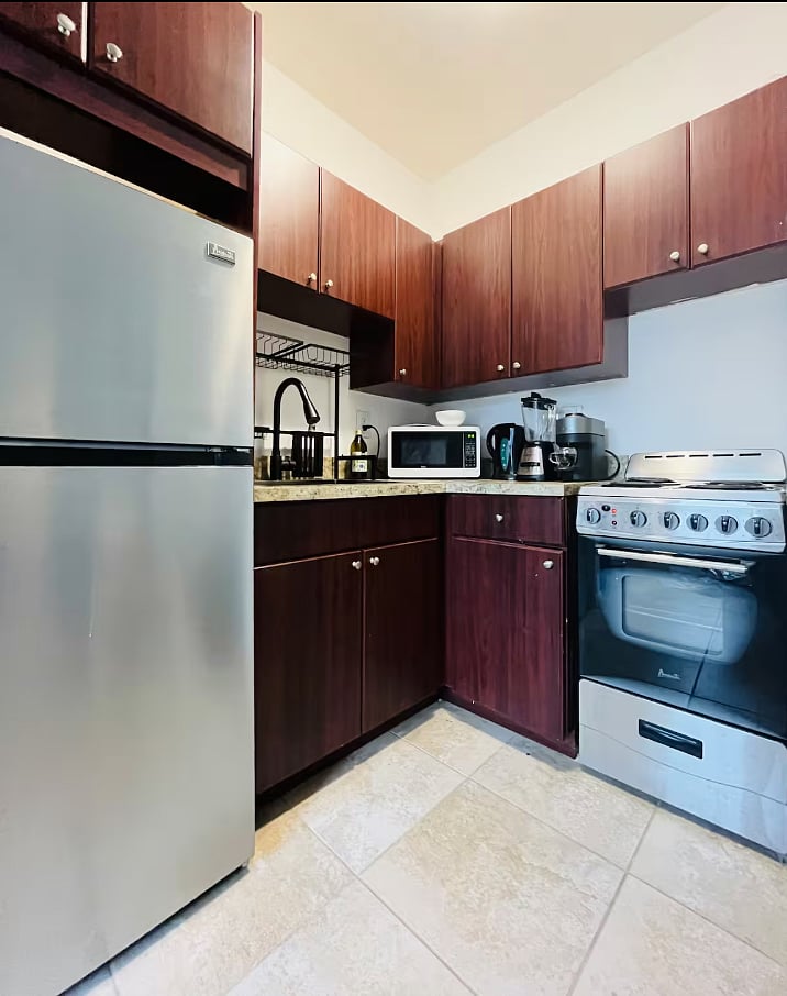 Furnished Finder property 400672_1 photo 10