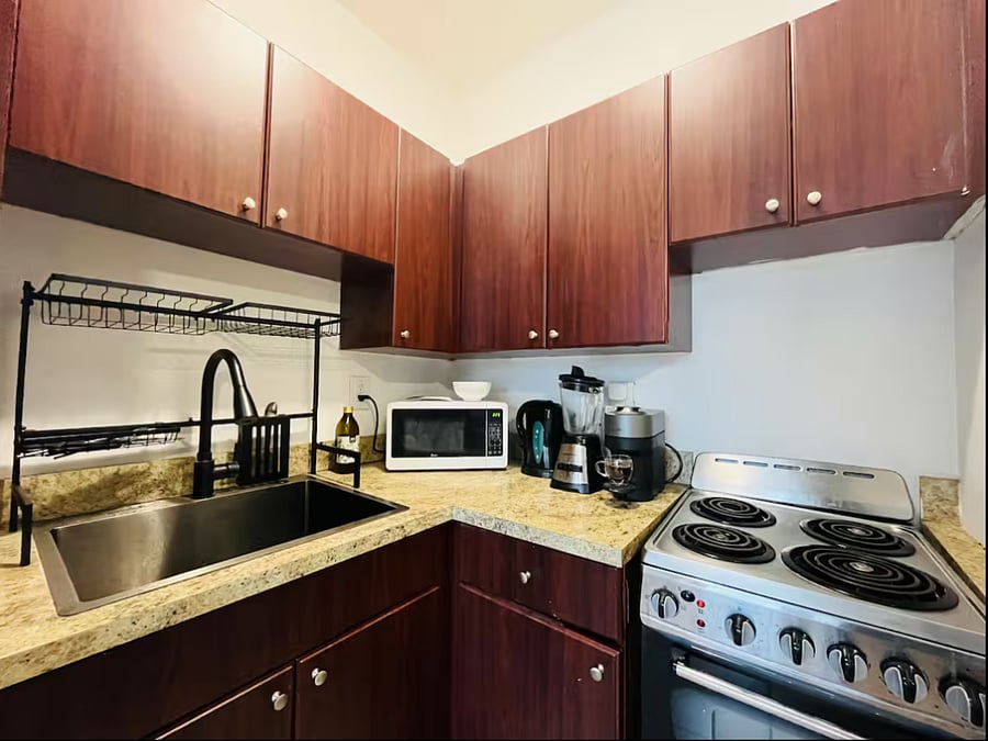 Furnished Finder property 400672_1 photo 11